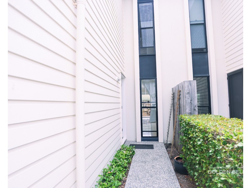 77/1 Norris Street, Pacific Pines QLD 4211