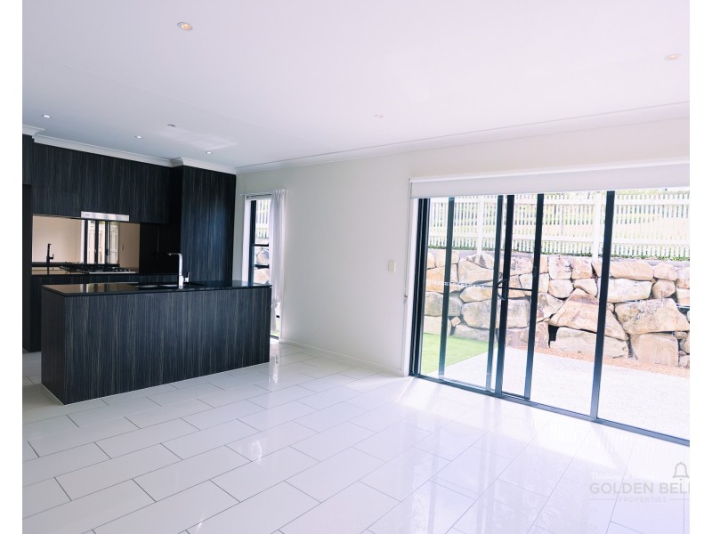 77/1 Norris Street, Pacific Pines QLD 4211