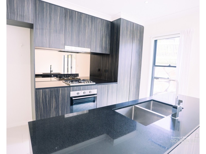77/1 Norris Street, Pacific Pines QLD 4211