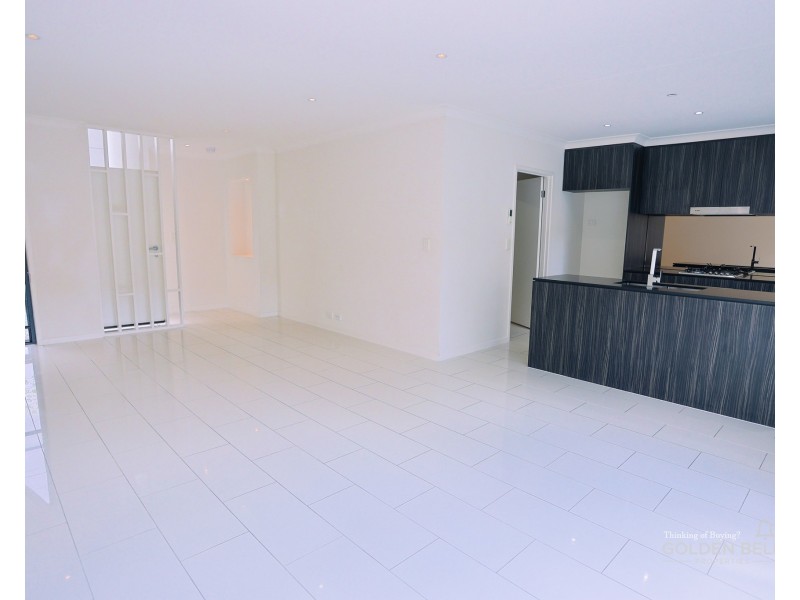 77/1 Norris Street, Pacific Pines QLD 4211