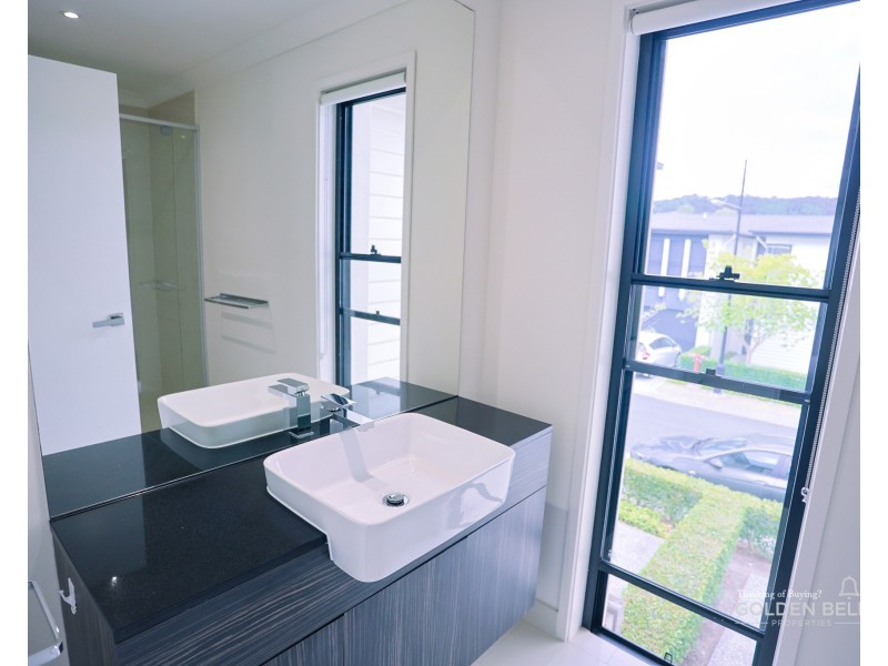 77/1 Norris Street, Pacific Pines QLD 4211