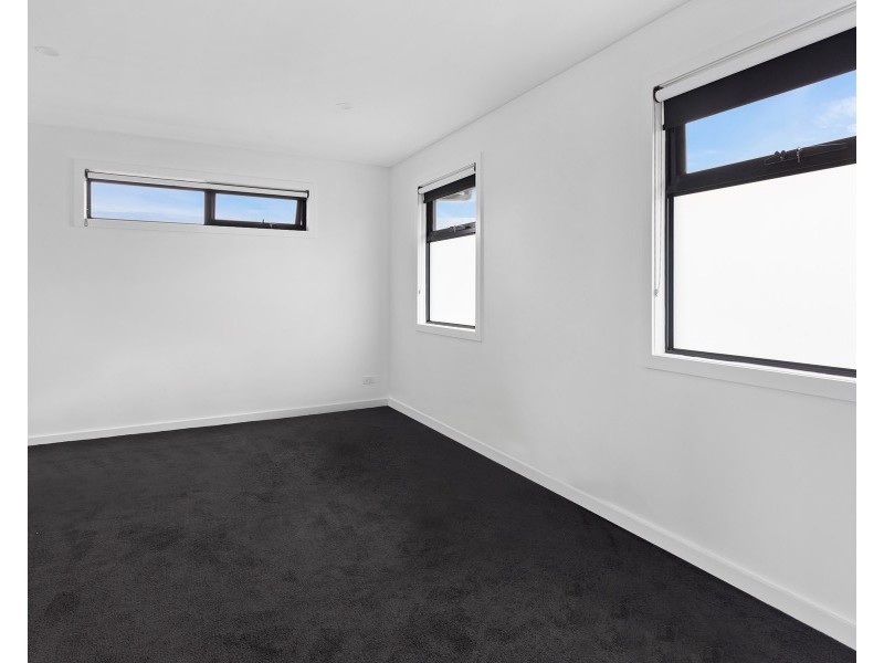 1/22 Larch Street, Thomastown VIC 3074