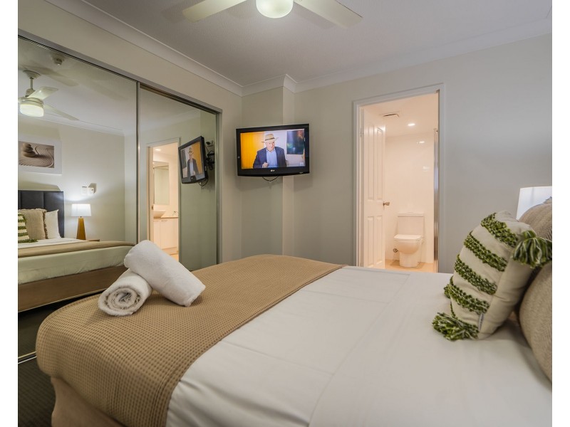 510 Marine Parade, Biggera Waters QLD 4216