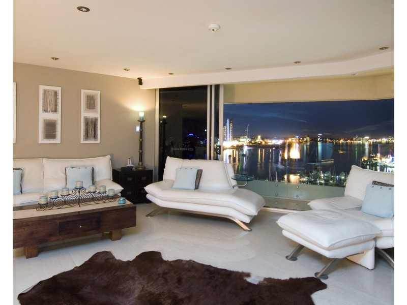 43/16-18 Macarthur Parade, Main Beach QLD 4217