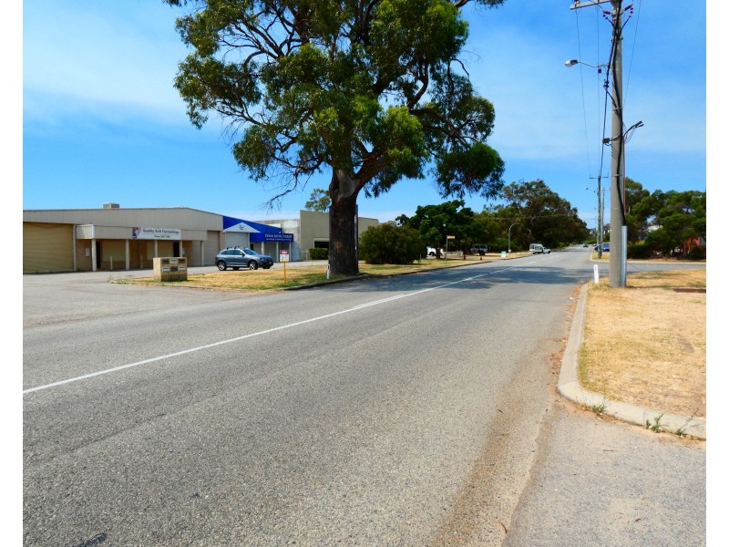 1/11 Day Road, East Rockingham WA 6168