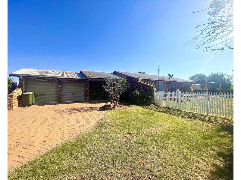 14 Eden Park Avenue, Dubbo NSW 2830