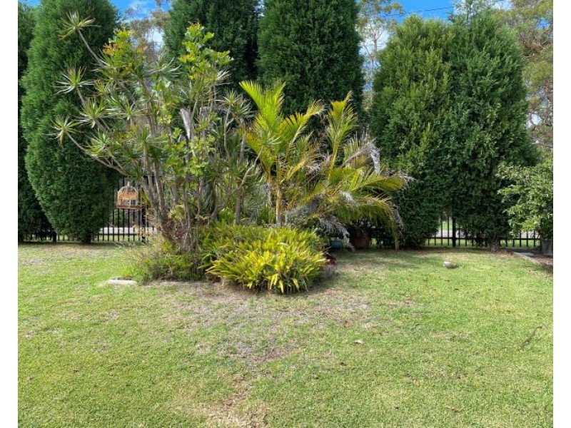 196/2 Mulloway Road, Chain Valley Bay NSW 2259