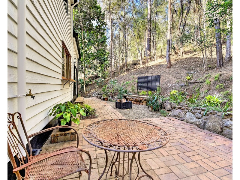 25 Jerome Street, Canungra QLD 4275