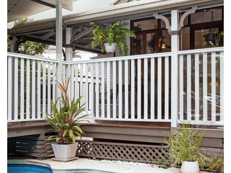 Bardon QLD 4065
