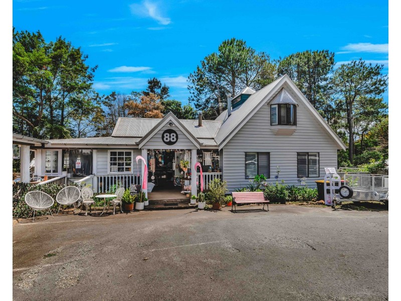 88 Eagle Heights Road, Tamborine Mountain QLD 4272