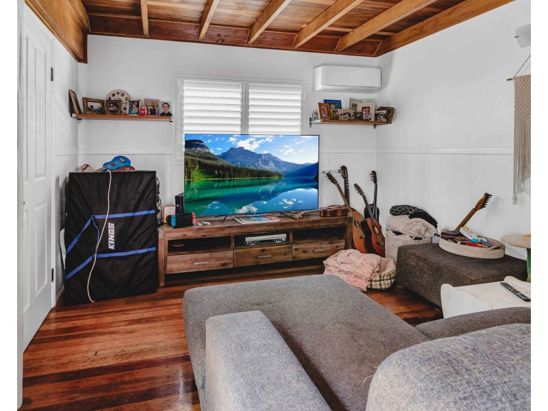 88 Eagle Heights Road, Tamborine Mountain QLD 4272