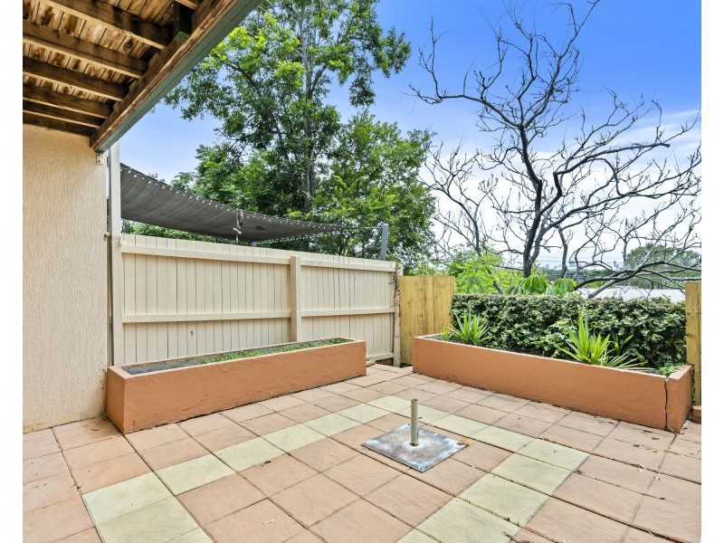 8/4 Sherwood Close, Mudgeeraba QLD 4213