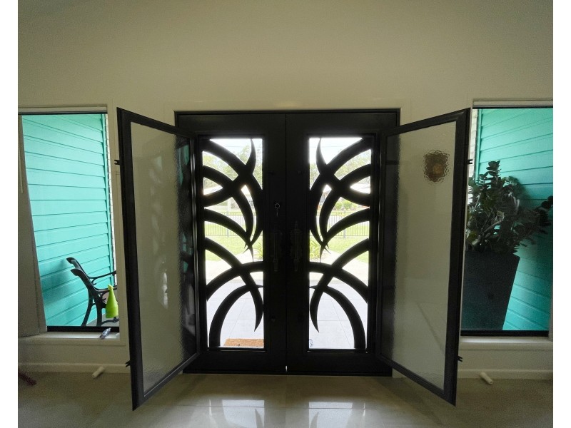 16 Pine Street, Jacobs Well QLD 4208