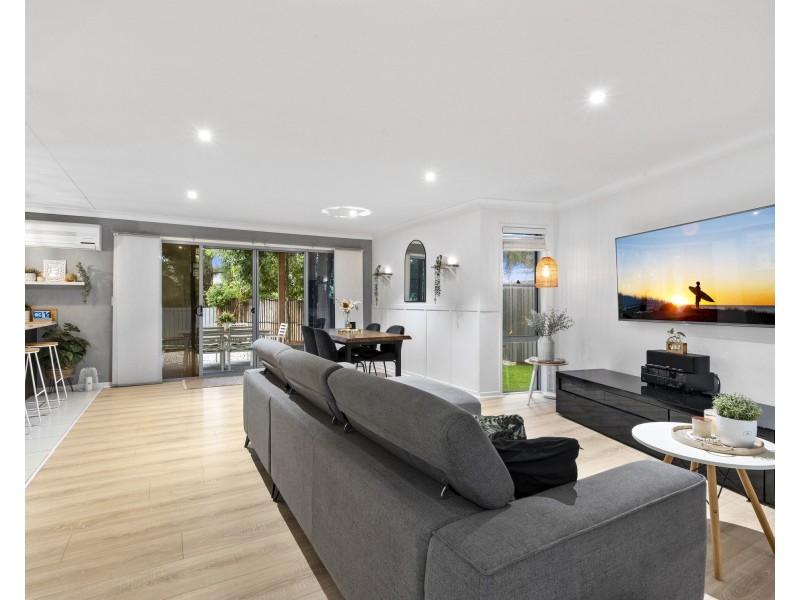 6/1 Belongil Street, Pacific Pines QLD 4211