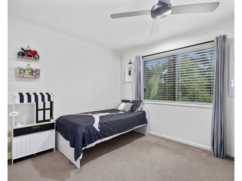 6/1 Belongil Street, Pacific Pines QLD 4211