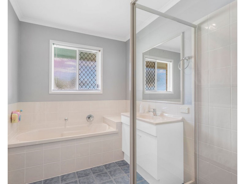 6 Cavanagh Street, Mount Alford QLD 4310