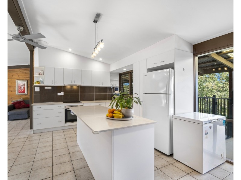 33 Celandine Street, Shailer Park QLD 4128