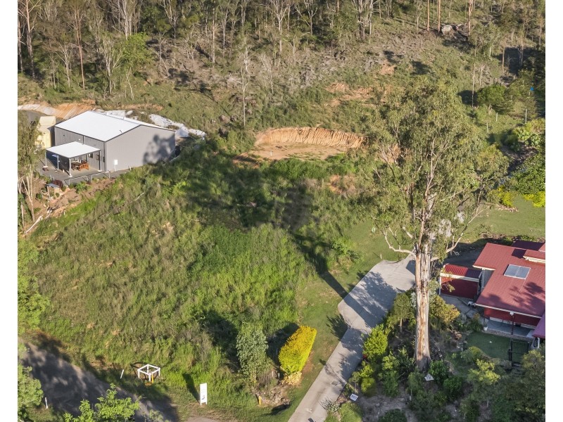 33-35 Yulgibar Close, Kooralbyn QLD 4285