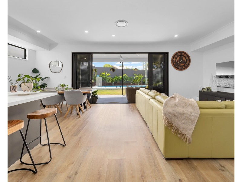 6 Mara Place, Ashgrove QLD 4060