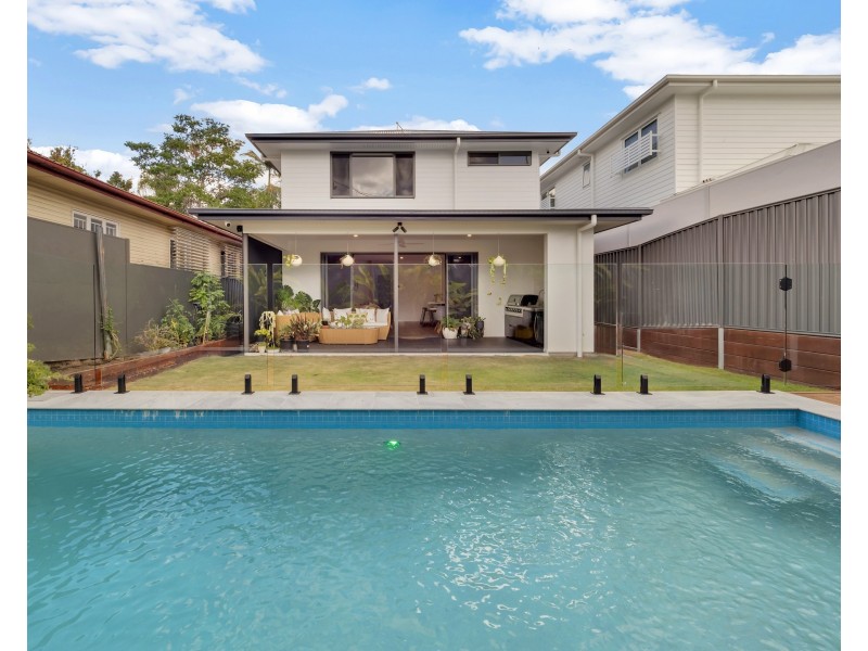 6 Mara Place, Ashgrove QLD 4060
