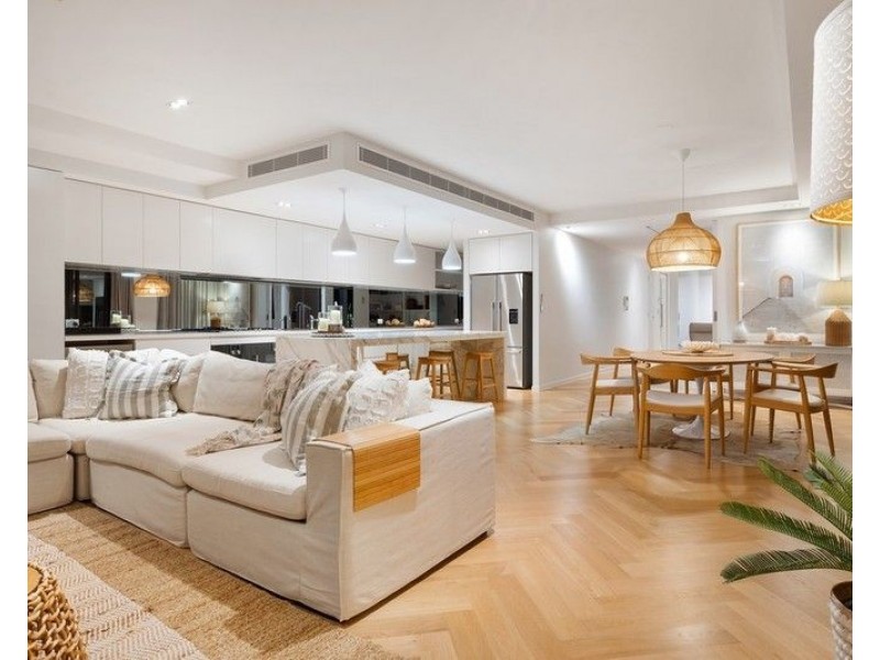 7/470 The Esplanade, Palm Beach QLD 4221