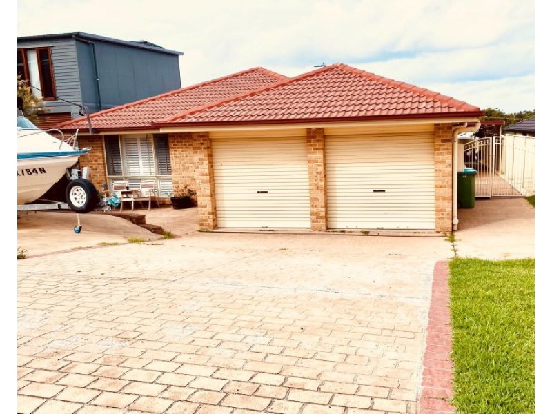 66 Yeramba Road, Summerland Point NSW 2259