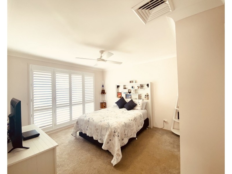 66 Yeramba Road, Summerland Point NSW 2259