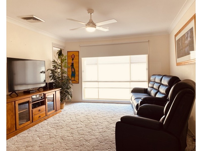66 Yeramba Road, Summerland Point NSW 2259