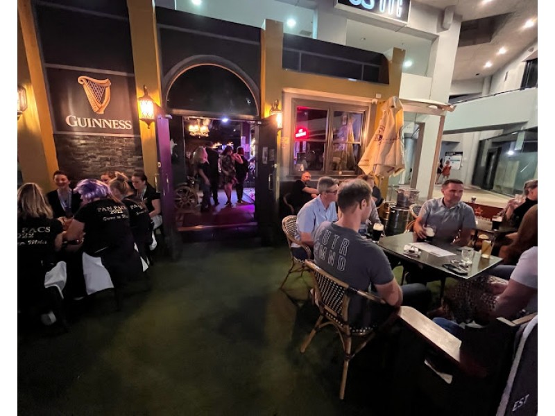 12-13/15 Victoria Avenue, Broadbeach QLD 4218