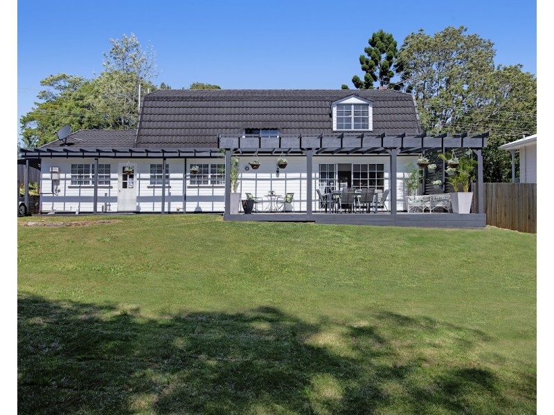 98 Eagle Heights Road, Tamborine Mountain QLD 4272