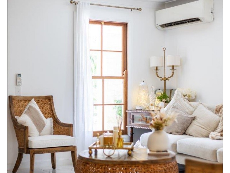 8 Regensberg Close, Varsity Lakes QLD 4227