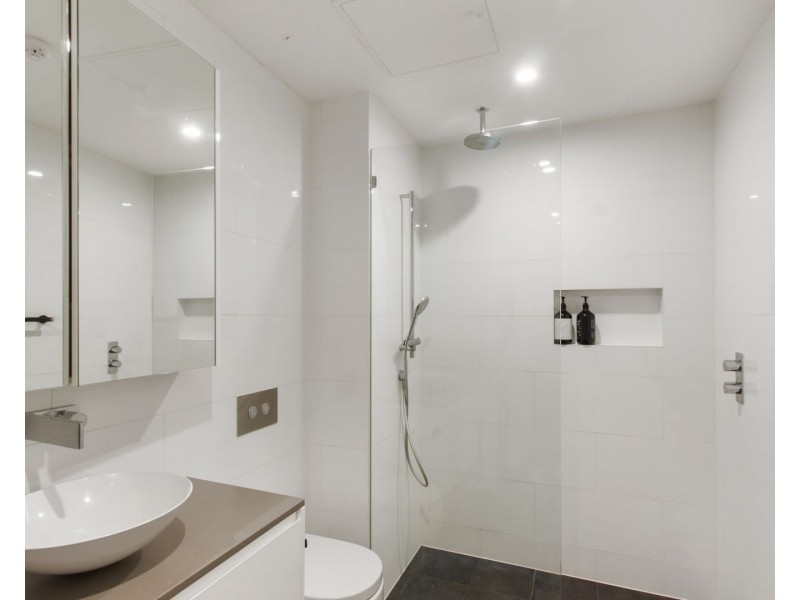 Broadbeach QLD 4218