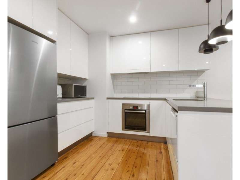 Broadbeach QLD 4218