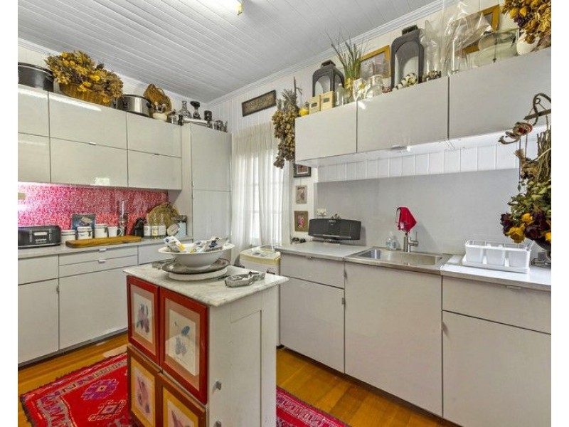 1 Wongawallan Road, Tamborine Mountain QLD 4272