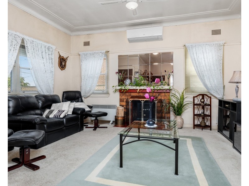 241 The River Road, Revesby NSW 2212