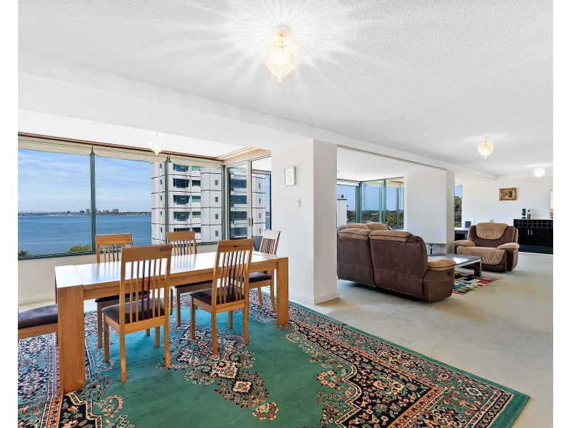 51/4 Crawley Avenue, Crawley WA 6009