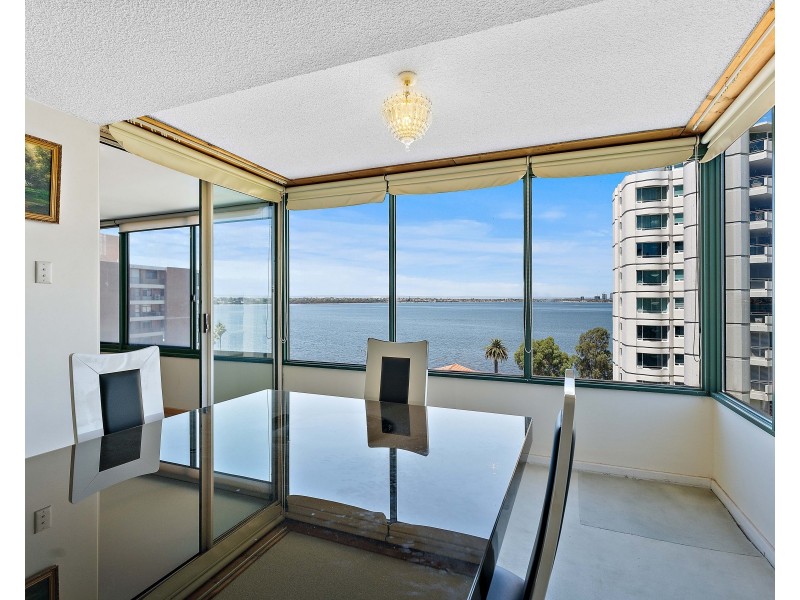 51/4 Crawley Avenue, Crawley WA 6009