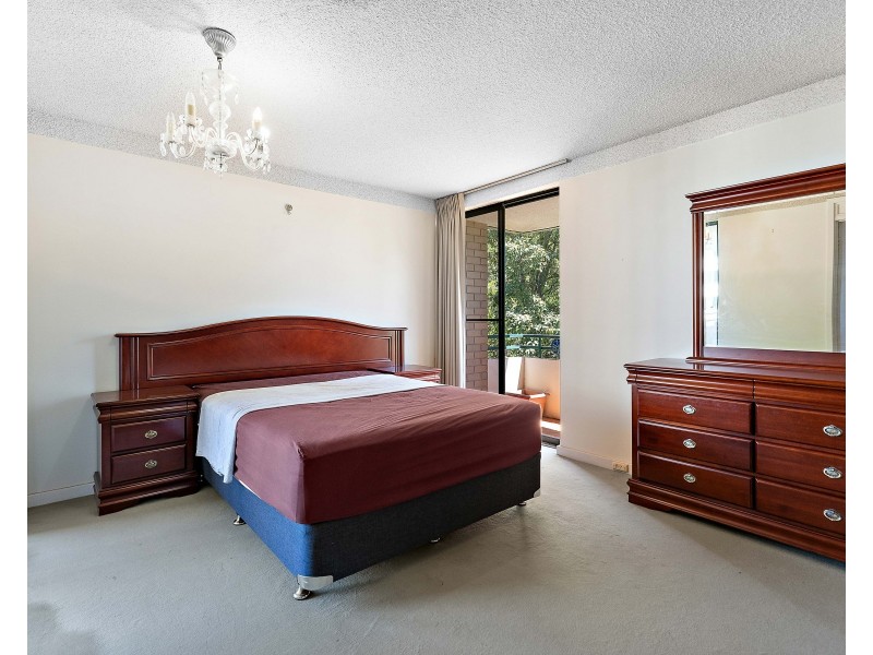 51/4 Crawley Avenue, Crawley WA 6009