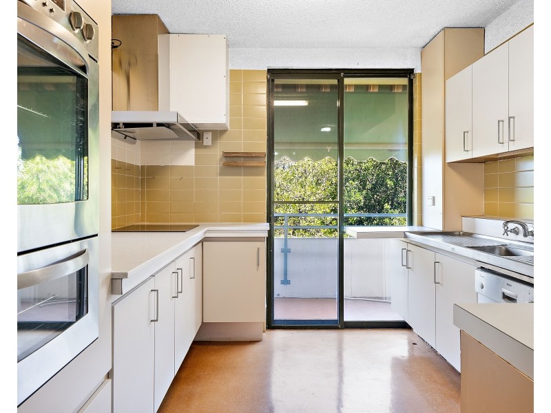 51/4 Crawley Avenue, Crawley WA 6009