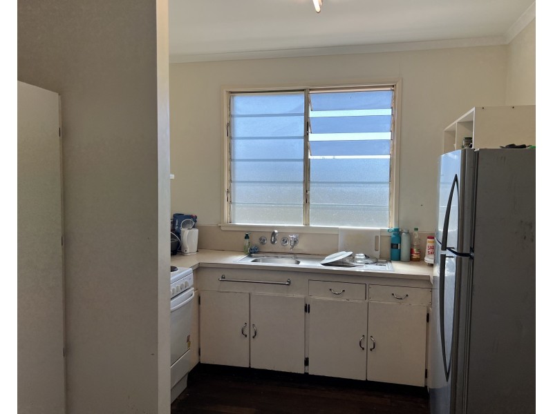 7 Sullivan Street, Emerald QLD 4720