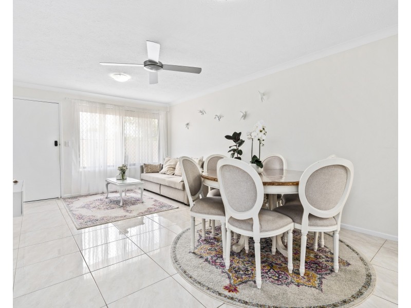 2/35 Doreen Drive, Coombabah QLD 4216