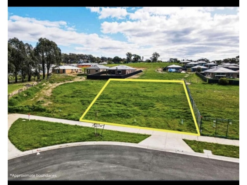 42 Grayling Street, Seymour VIC 3660