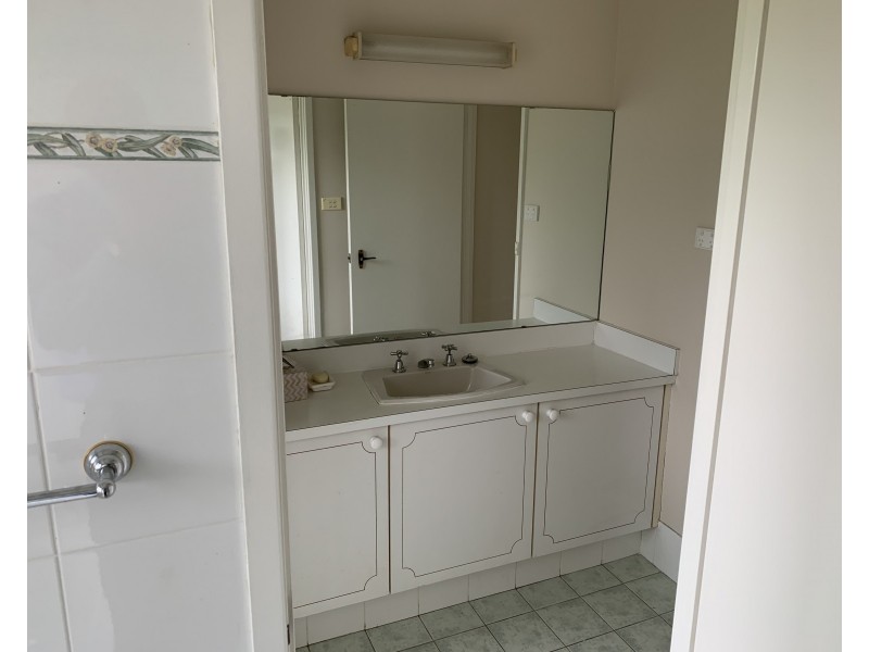 48 Knight Avenue, Kings Langley NSW 2147