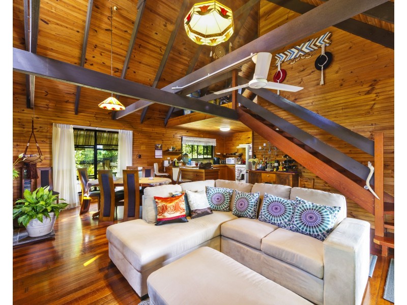 1 Jacaranda Court, Beechmont QLD 4211