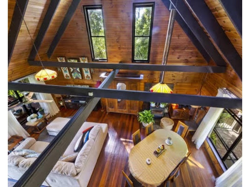 1 Jacaranda Court, Beechmont QLD 4211