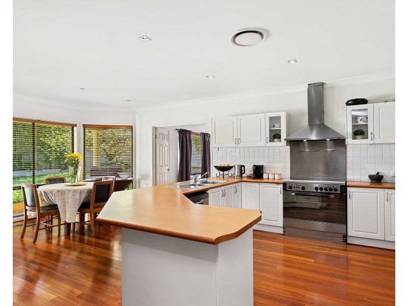 8 Creekwood Drive, Voyager Point NSW 2172