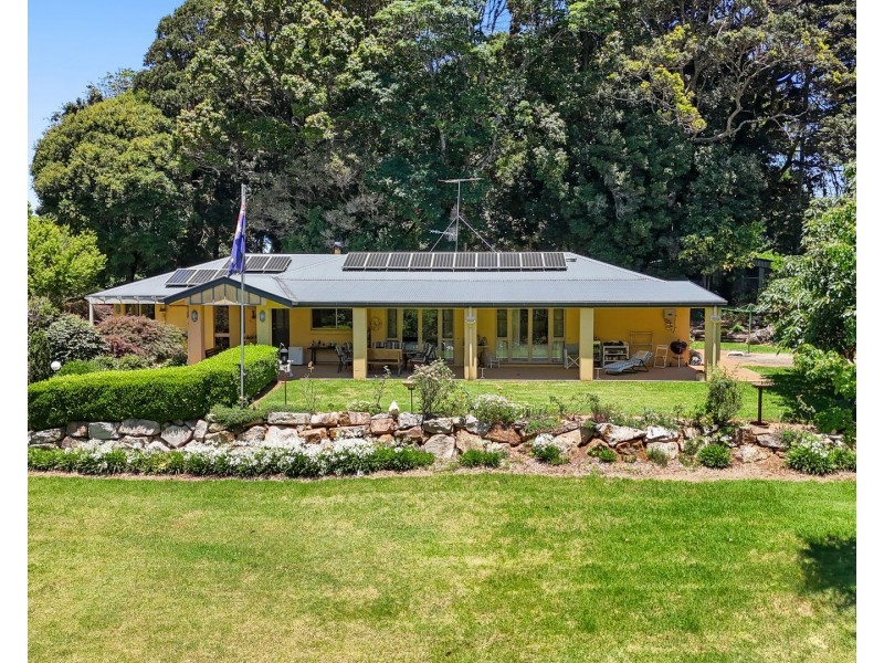 42-44 Alpine Terrace, Tamborine Mountain QLD 4272