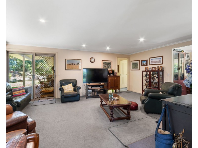 42-44 Alpine Terrace, Tamborine Mountain QLD 4272