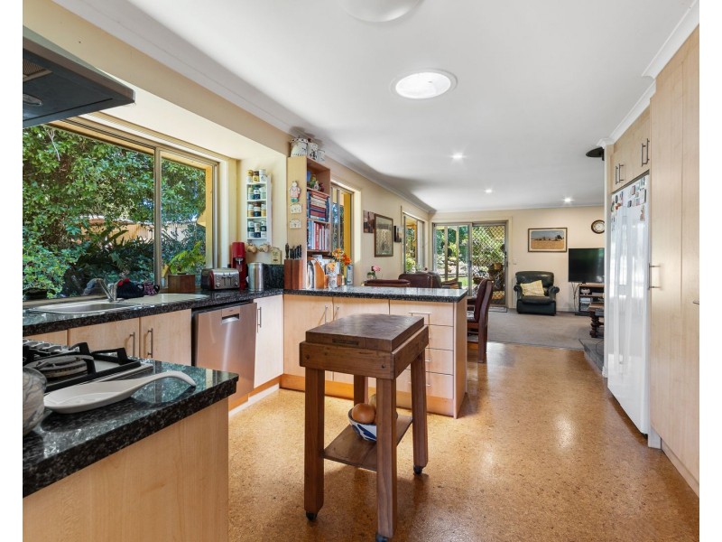 42-44 Alpine Terrace, Tamborine Mountain QLD 4272