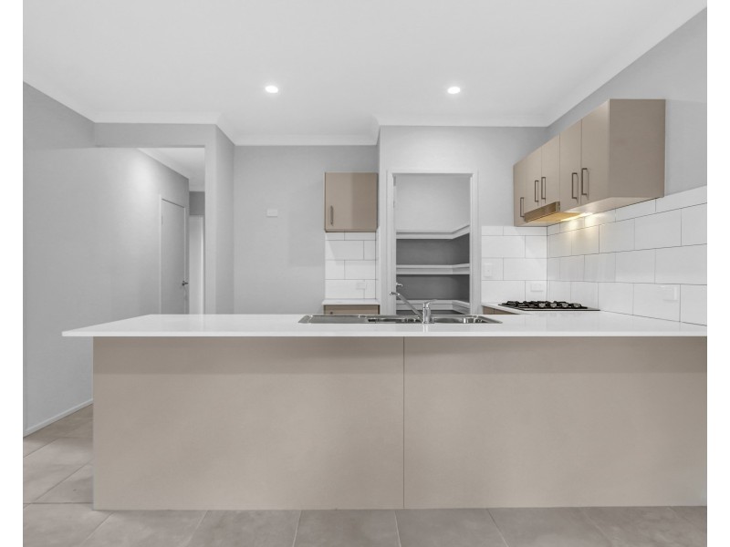 42 Aspen Circuit, Logan Reserve QLD 4133